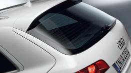 Audi Q7 V12 TDI - szyba tylna