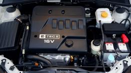 Chevrolet Lacetti Hatchback - silnik
