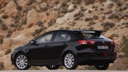 Mitsubishi Lancer IX Hatchback - lewy bok