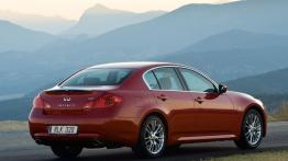 Infiniti G37 Sedan - widok z tyłu