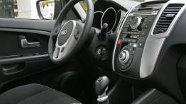 Kia Venga - pełny panel przedni