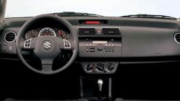 Suzuki Swift 3D - pełny panel przedni