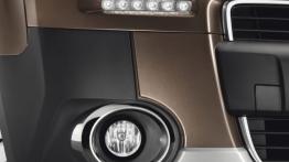 Peugeot Partner Tepee Facelifting - prawy przedni reflektor - wyłączony