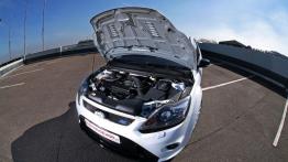 Ford Focus RS MR Car Design - maska otwarta