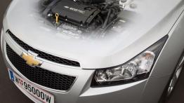 Chevrolet Cruze hatchback ECO-TEC - maska zamknięta