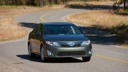Toyota Camry Hybrid 2012 - widok z przodu