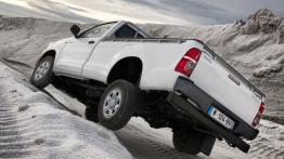 Toyota Hilux VII Single Cab Facelifting - widok z tyłu
