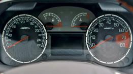 Fiat Grande Punto Abarth - deska rozdzielcza