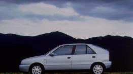 Lancia Delta - prawy bok