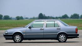 Lancia Thema - lewy bok