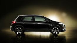 Toyota Auris - prawy bok