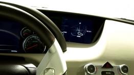 Volvo SCC - radio/cd/panel lcd