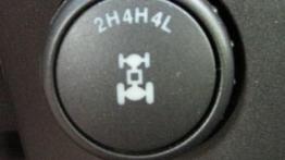 Ssangyong Kyron 2.0 Xdi - panel sterowania napędem 4x4