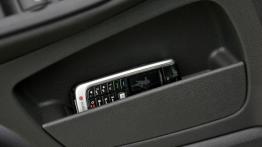 Ford Focus C-Max 2007 - schowek w drzwiach przednich