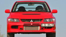 Mitsubishi Lancer EVO IX - widok z przodu