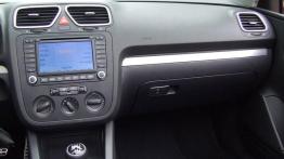 Volkswagen Eos - galeria redakcyjna - schowek przedni zamknięty