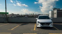 Hyundai Ioniq Hybrid – dokąd zmierzasz, technologio?