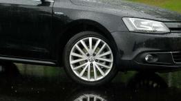 Volkswagen Jetta Hybrid - ekologicznie i ... szybko ?