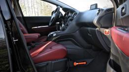 Peugeot 5008 pierwszej generacji – ciekawa propozycja dla rodziny