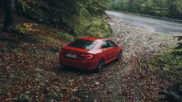 Napęd 4x4 w Skodzie Superb – czy to coś zmienia?