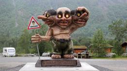 Trollstigen - piękna i funkcjonalna