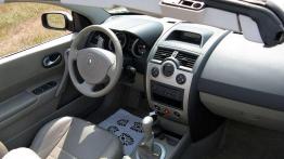 Renault Megane Cabrio - trochę zimy, trochę lata