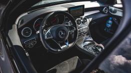 Mercedes C450 AMG Sport - mocny śpioch