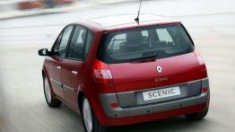 Czy warto kupić: używane Renault Scenic II (od 2003 do 2009)