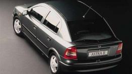 Opel Astra - praktyczny kompakt w korzystnej cenie