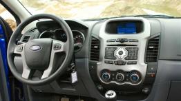 Ford Ranger - do tańca i do różańca