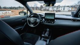 Toyota Corolla Cross 2.0 Hybrid FWD to wybór z rozsądku, ale nie w wersji GR SPORT