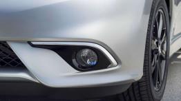 Nissan Note Black Edition (2016) - lampa w zderzaku przednim