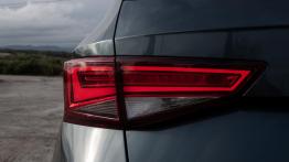 Cupra Ateca 2.0 TSI 300 KM - galeria redakcyjna - lewy tylny reflektor - wy??czony