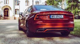 Volvo S60 2.0 T5 250 KM - galeria redakcyjna - widok z tyłu