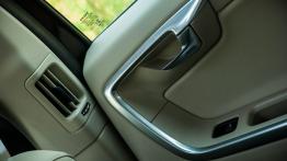 Volvo XC60 Facelifting 2.0 D4 181KM - galeria redakcyjna - drzwi tylne prawe od wewnątrz