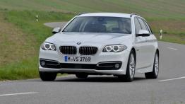BMW serii 5 F11 520d Touring (2015) - widok z przodu