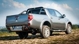 Mitsubishi L200 IV Facelifting - galeria redakcyjna - widok z tyłu