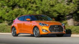 Hyundai Veloster Turbo 2016 - widok z przodu