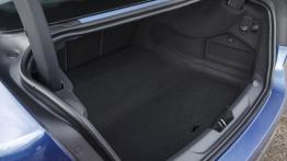 Jaguar XE 2.5t R-Sport Bluefire (2015) - bagażnik