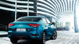 Nissan Lannia (2015) - widok z tyłu