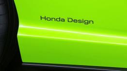 Honda Civic Concept (2015) - emblemat boczny