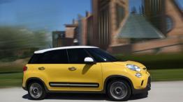Fiat 500L Trekking - prawy bok