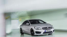 Mercedes CLA 250 Edition 1 (C117) 2012 - widok z przodu