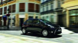 Toyota Yaris III Facelifting (2014) - prawy bok