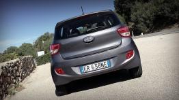 Hyundai i10 II - galeria redakcyjna - widok z tyłu