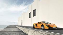 McLaren 650S Spider (2014) - widok z przodu
