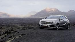Mercedes A 250 Sport (W176) 2012 - widok z przodu