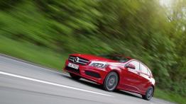 Mercedes A 180 (W176) 2012 - lewy bok