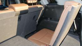 Kia Sorento II SUV 2.2 CRDi 197KM - galeria redakcyjna - bagażnik - inne ujęcie