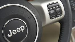 Jeep Grand Cherokee 2009 - sterowanie w kierownicy